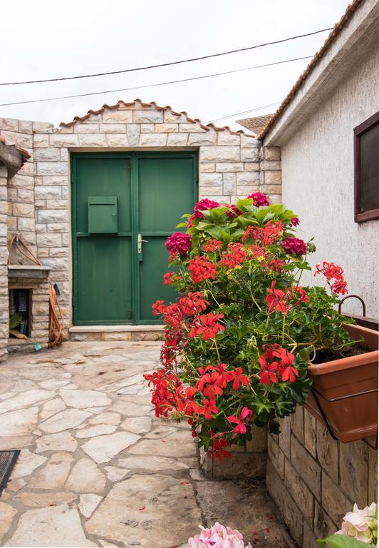 Apartment Peran Sibenik Exterior photo